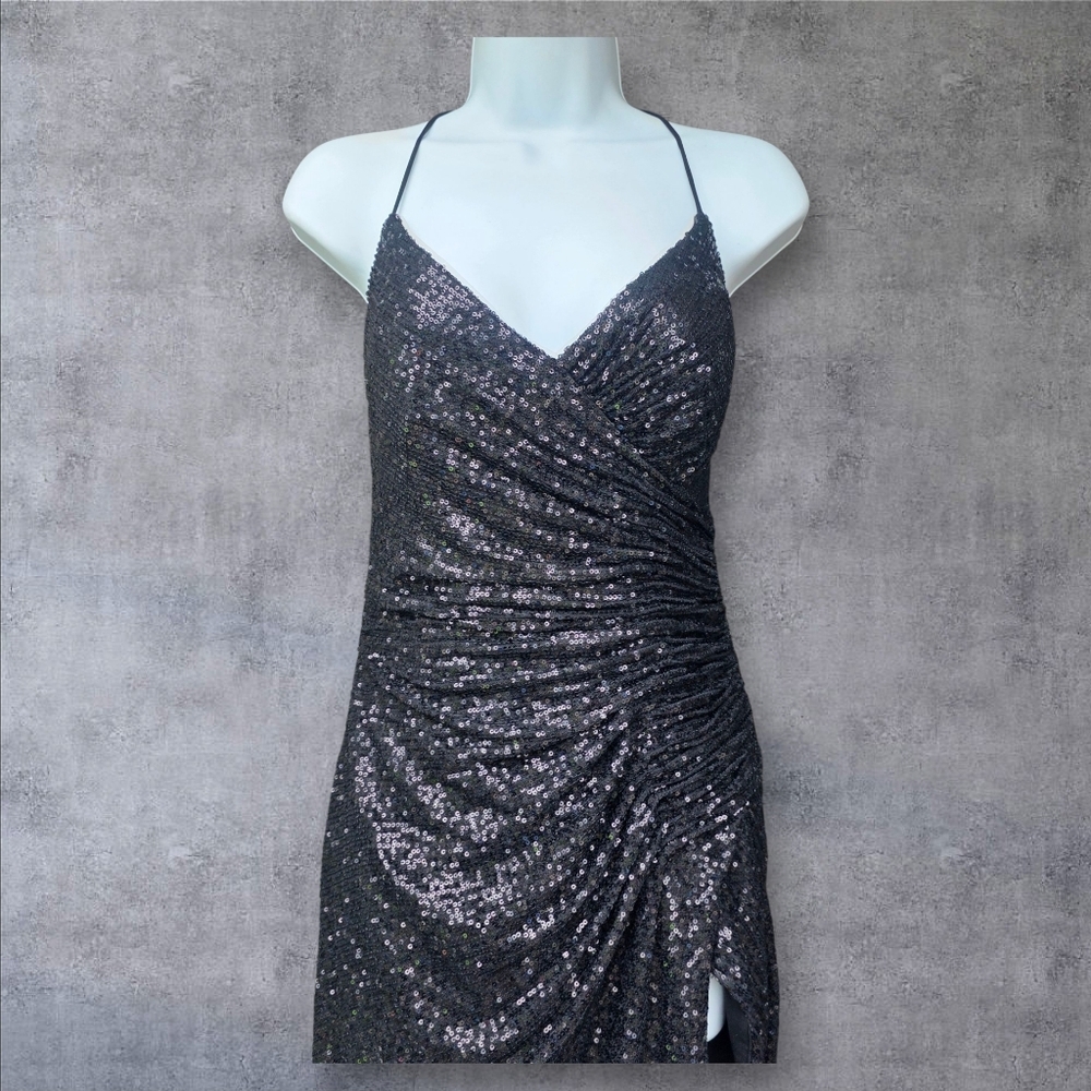 Cinderella Divine Sequin Gown- L - Picture 4 of 15
